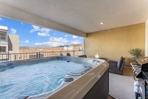 Huoneisto, 3 makuuhuonetta | Ulkoporeallas