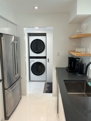 Interior - Camelback views, MCM Luxe Condo (Phoenix)