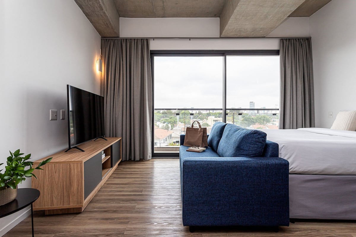 Estudio estándar | 1 dormitorio, tabla de planchar con plancha, wifi gratis y ropa de cama