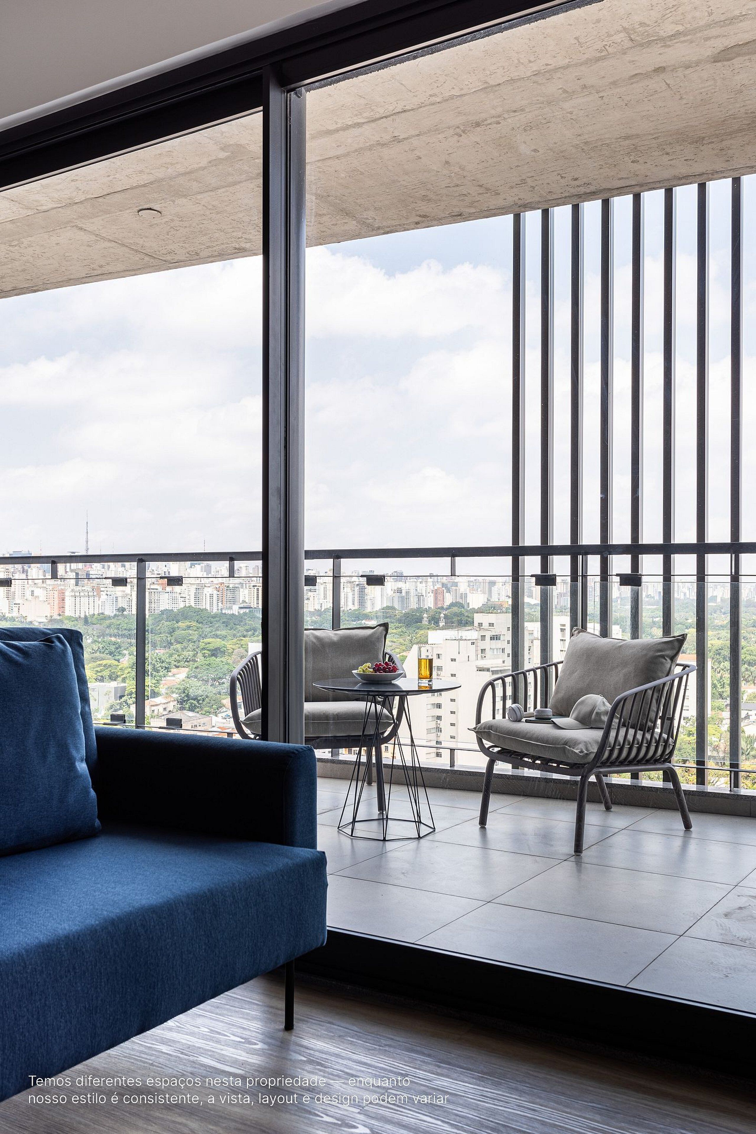 Grand-Studio | Wohnbereich | 50-Zoll-Smart-TV mit Digitalempfang