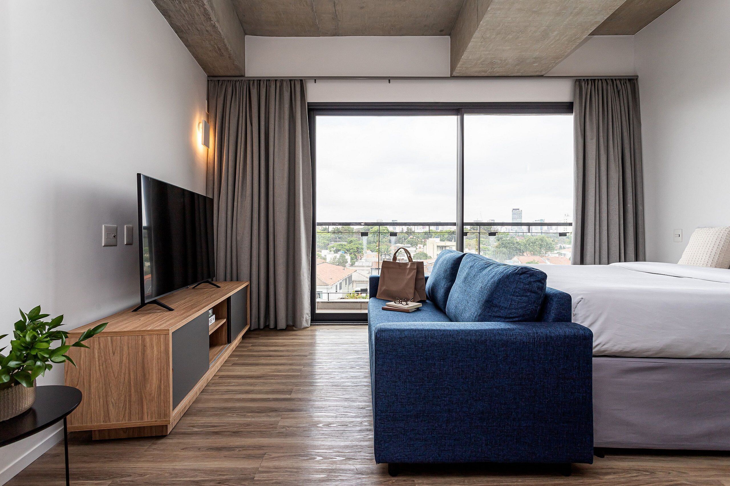 Studio Standar | Setrika/meja setrika, Wi-Fi gratis, dan seprai linen