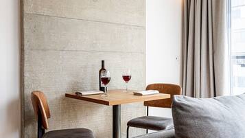 Design Studio | Dining