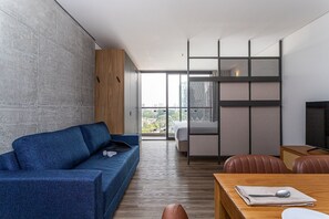 Premium Studio | Living area
