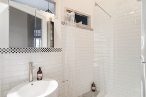 Haartrockner, Handtücher