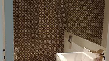 Family House, Patio | Bathroom | Shower, toilet paper