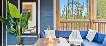 Celestial Cottage w/Hot Tub/Cold Plunge/Games