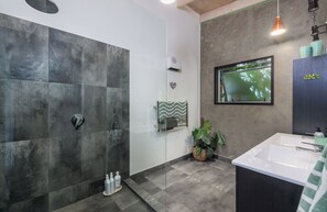 Dusche, Haartrockner