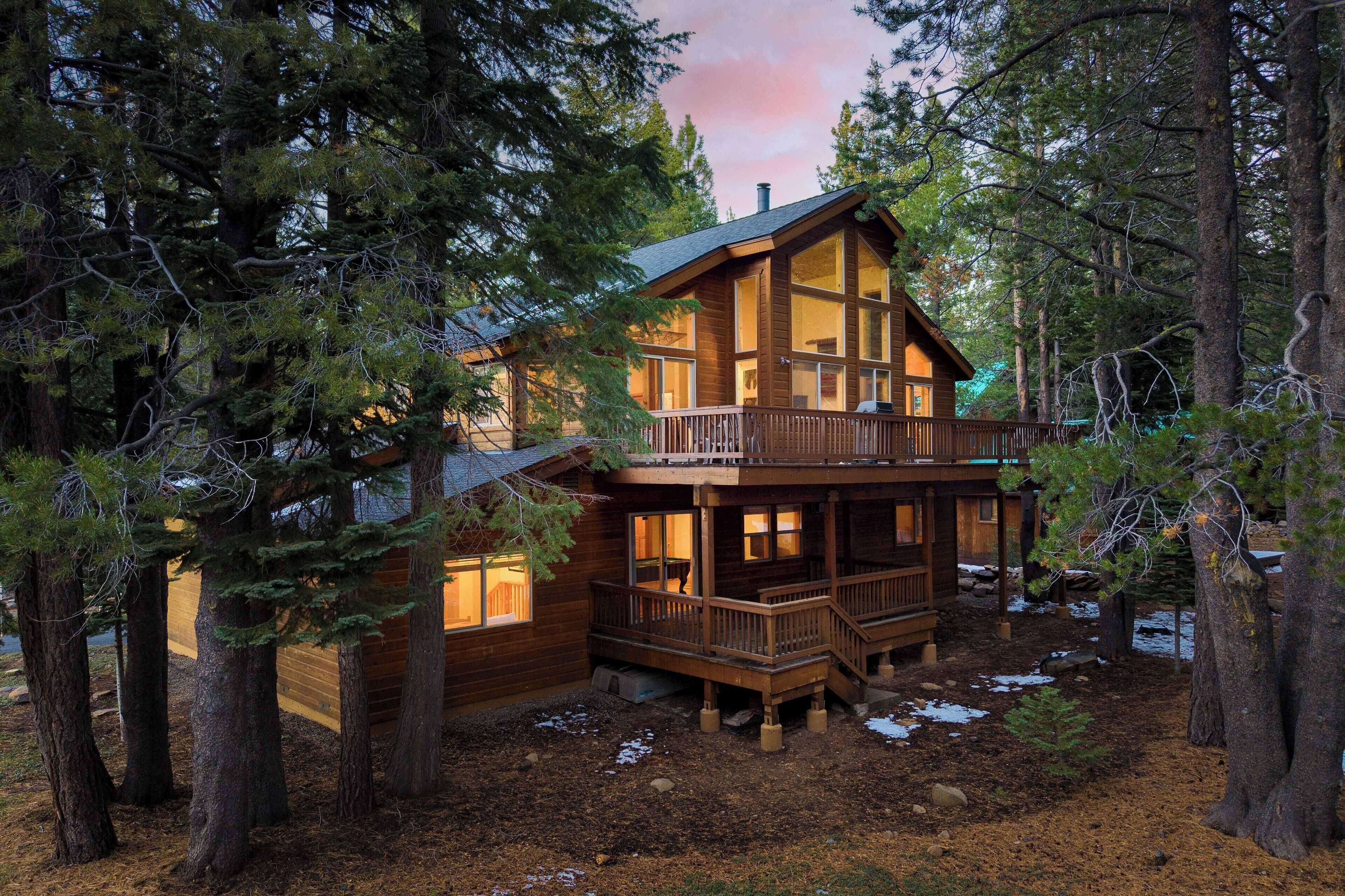 House (4 Bedrooms) | Front of property