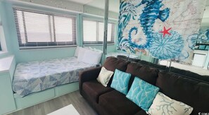 Iron/ironing board, WiFi, bed sheets