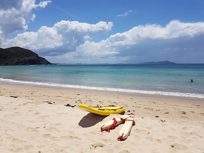 Surfing Parrot - Holiday Villa