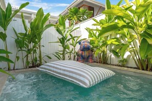 Pool - Cedar Villa: A Designer Pool House by the Beach (Palm Cove)