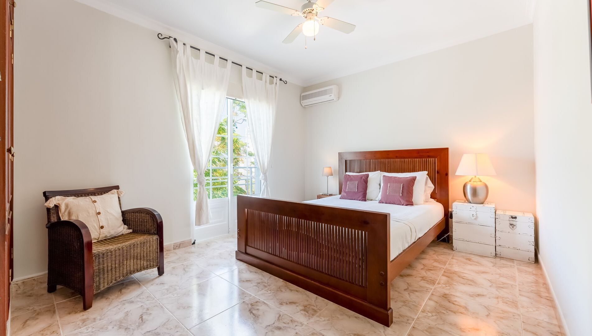 3 sovrum, strykjärn/strykbräda, gratis wi-fi och sängkläder