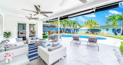 Heated Pool+Hot Tub! Close 2 Beach & Hardrock!