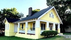 Unclassified image, 3 of 18, button - 3-bedroom house in wonderful Columbus with AC, WiFi. Enjoy your stay (Columbus)