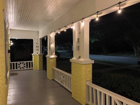 Property grounds. 3-bedroom house in wonderful Columbus with AC, WiFi. Enjoy your stay