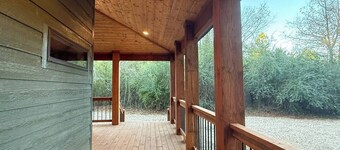 The Treehouse · Huge 85" TV & Star Deck! Must See!