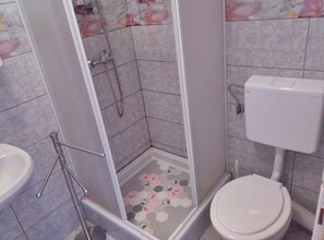 Shower, hair dryer, towels - Lovely Apartments Near the Sea - Standard Studio Apartment with Balcony (Moscenicka Draga)
