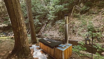 Bain à remous extérieur