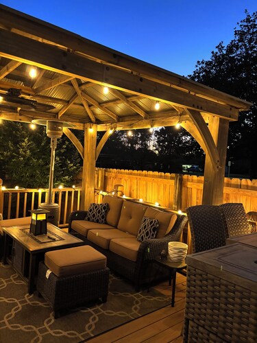 Charming 3-bedroom house with AC, WiFi  Mobile
