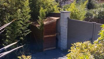 Enceinte de lâhĂ©bergement