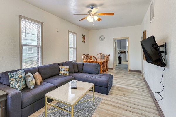 Salina Vacation Rental | 2BR | 1BA | 780 Sq Ft | 4 Steps to Enter