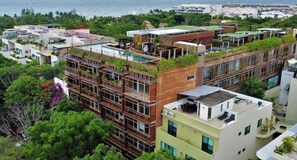 Exterior - Location! Steps to Beach Ocean View Pool Gym

 (Playa del Carmen)