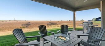 Tee'd Up Colbert Hills at Home Stay MHK