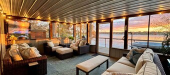 Cozy lakefront A‑frame w/ hot tub & dock