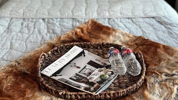 1 slaapkamer, een strijkplank/strijkijzer, gratis wifi, beddengoed