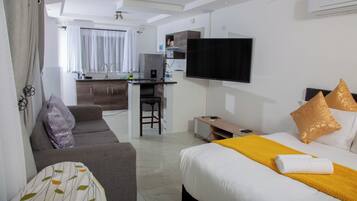 9 camere, ferro/asse da stiro, Wi-Fi, lenzuola