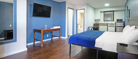 Escrivaninha, ferros/tábuas de passar roupa, Wi-Fi de cortesia