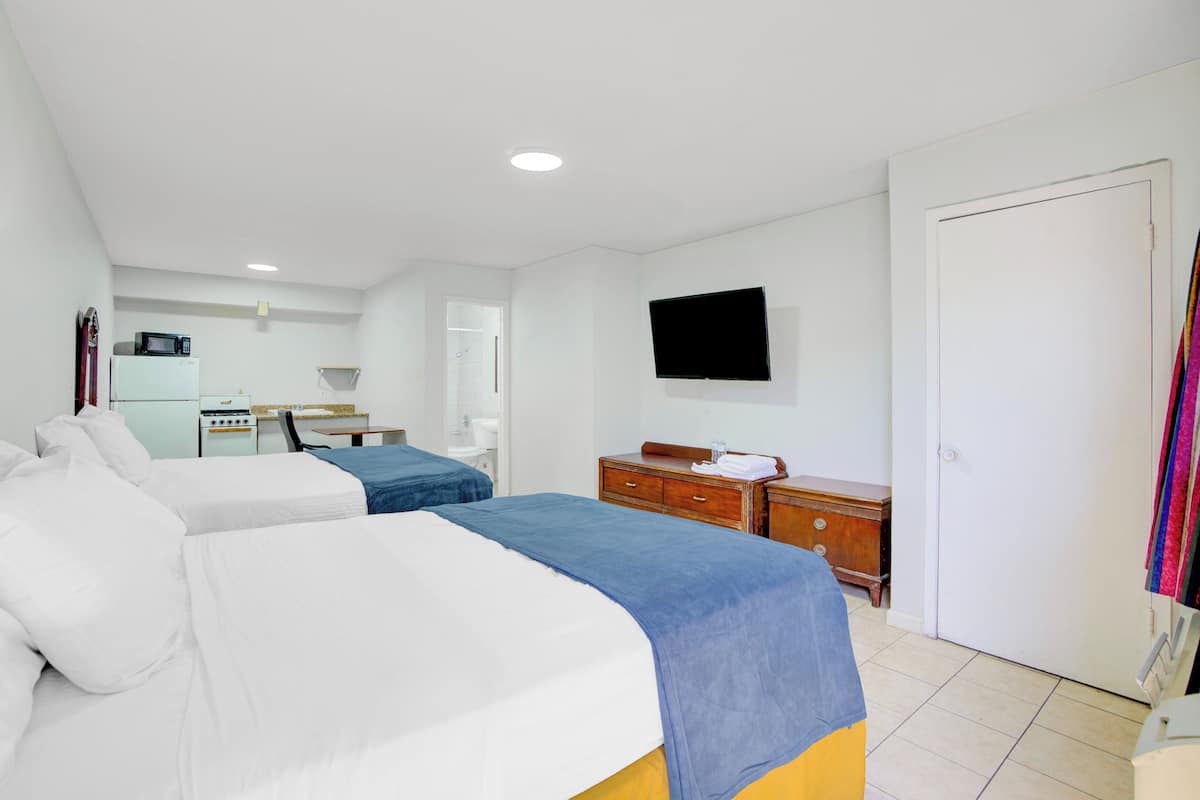 Desk, iron/ironing board (on request), WiFi (free), bed sheets