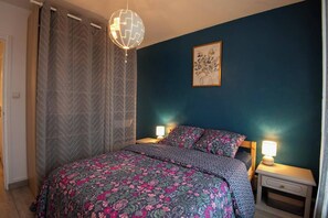 2 bedrooms, desk, travel cot, WiFi - Écrin de Lumière in Vienna (Vienne)