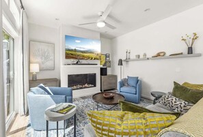 TV connectée, cheminée