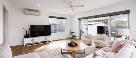 Smart TV