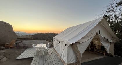 A Cozy Sunrise Glamping Escape with Panoramic View