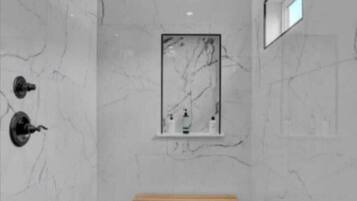 Asciugacapelli, asciugamani, sapone, shampoo
