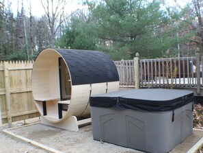 Bain à remous extérieur