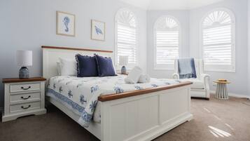 3 bedrooms, iron/ironing board, travel cot, free WiFi