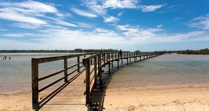 Myee Court - 500 meters to Urunga Sea Lido