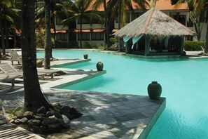 Unclassified image, 3 of 35, button - Sutra Beach Resort, Terengganu (Kampung Ru Tapai)