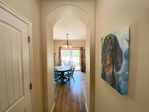Interior - Pool & Hot Tub! Close to Zion National Park and Bryce Canyon and hiking trails in Kanab, Utah! (Kanab)