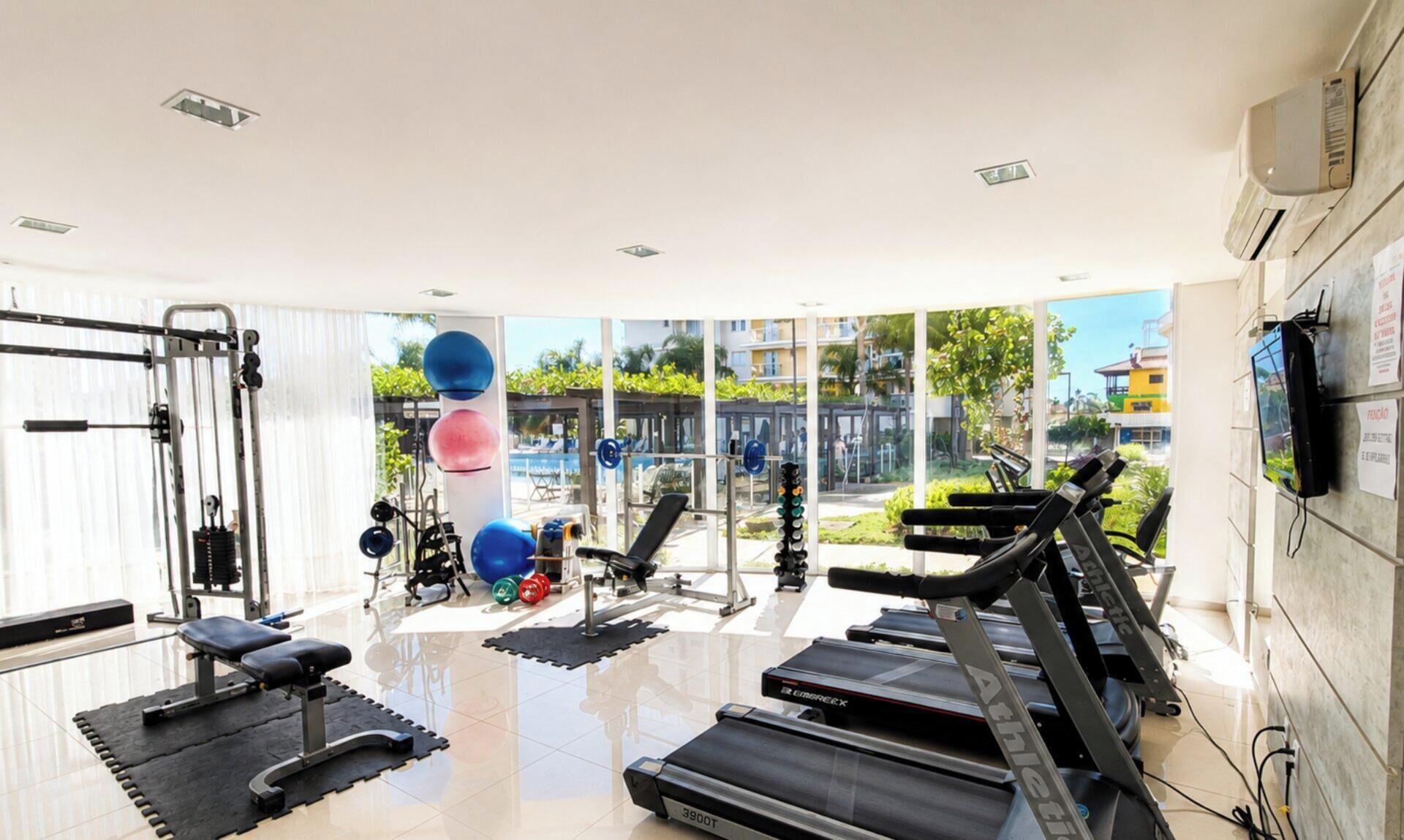 Apartamento lua de mel, acesso à piscina, vista para a praia | Sala de fitness