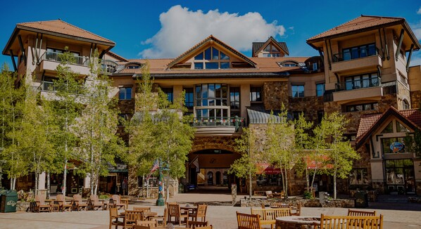 Exterior - Alpine Luxury: Ski-In/Ski-Out Lodge in Fairmont Franz Klammer, Telluride (Mountain Village)