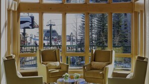 Interior - Alpine Luxury: Ski-In/Ski-Out Lodge in Fairmont Franz Klammer, Telluride (Mountain Village)