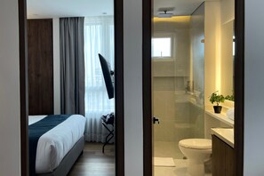 Suite | Literie de qualité supérieure, coffres-forts dans les chambres