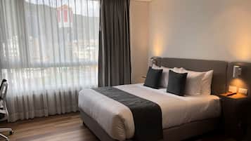 Departamento (A) | Ropa de cama de alta calidad y caja de seguridad en la habitación