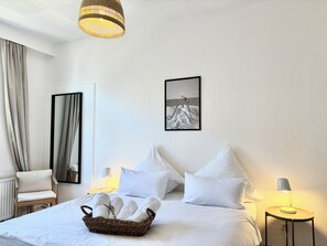 2 bedrooms, travel cot, free WiFi, bed sheets - HyggeLiving | up to 6 pers. | 79 m² | 55`TV | NEW* (Goslar)