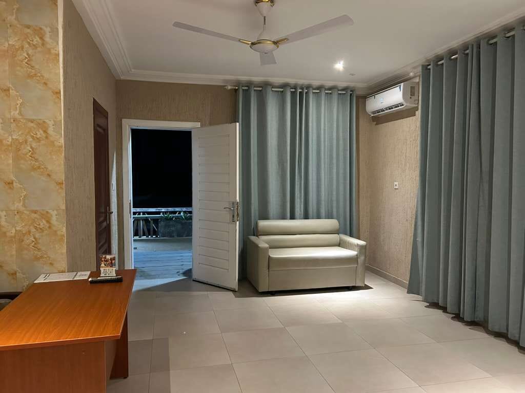 Executive Double Room, Balcony, Sea View | Dilengkapkan perabot secara berasingan, ruang kerja komputer riba 