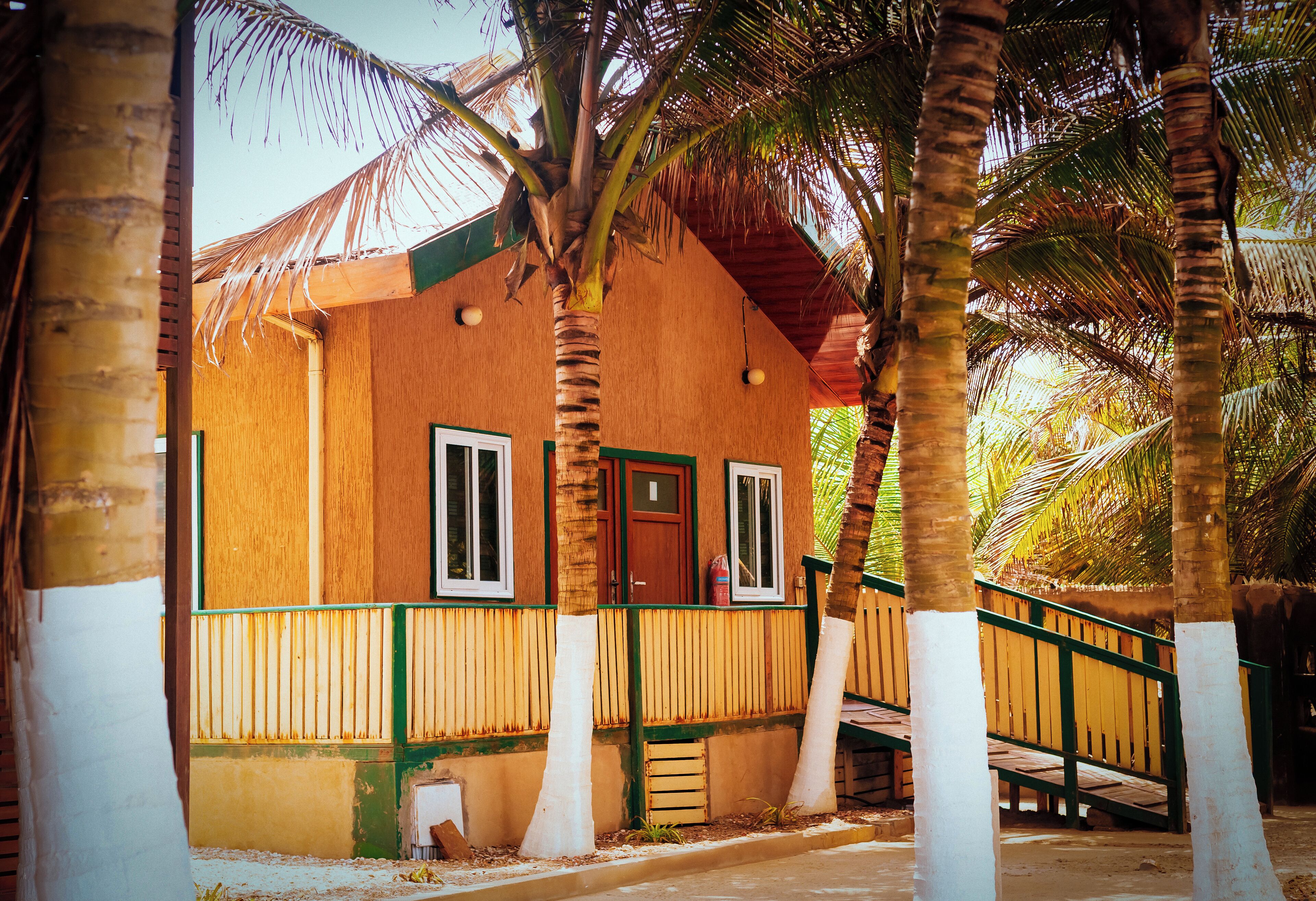 Exclusive Apartment, 2 Bedrooms, Sea View | Individually furnished, laptop workspace, free WiFi, bed sheets